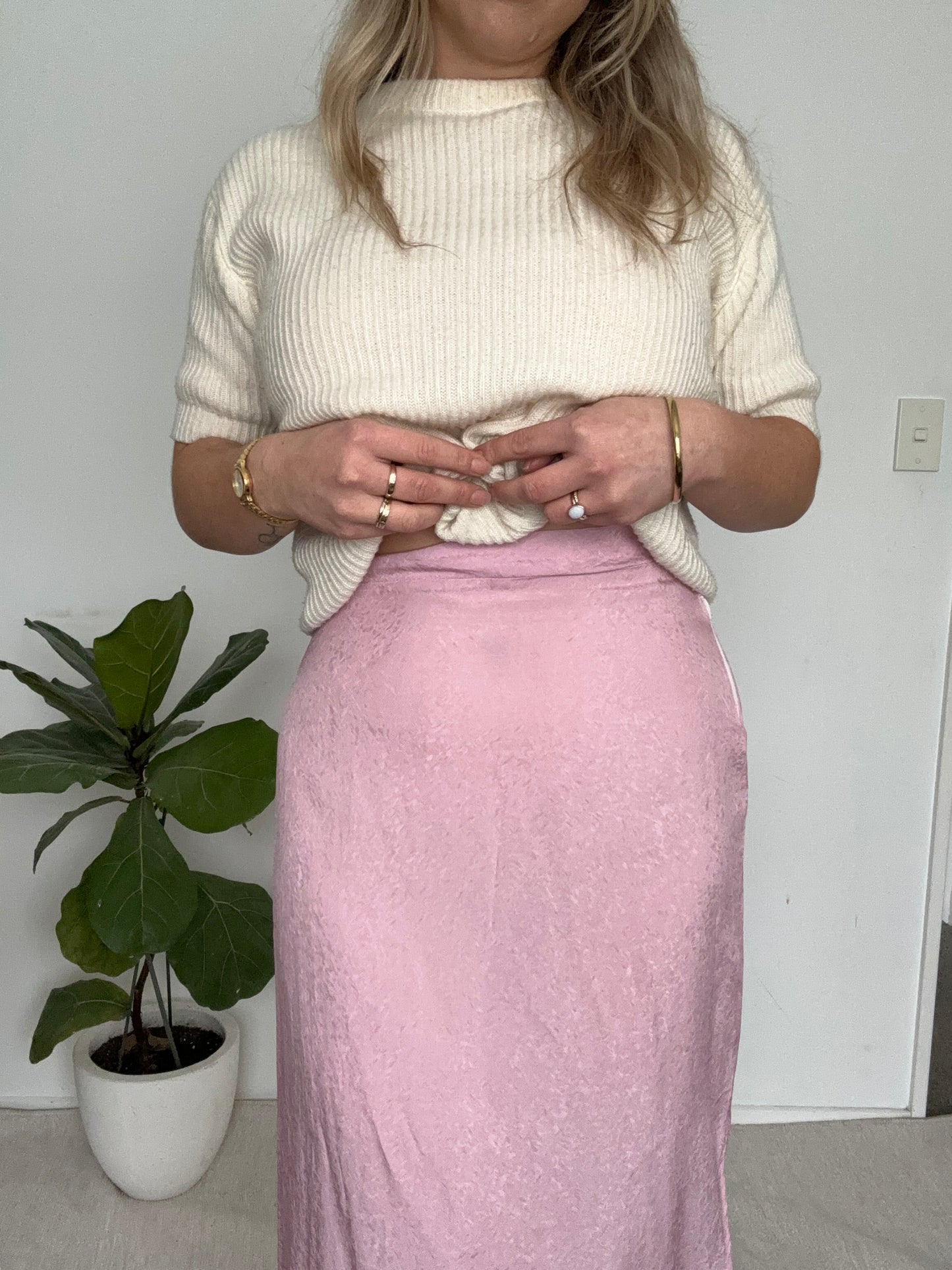 Pink Skirt: 10