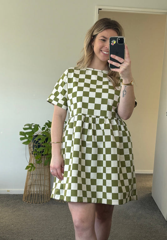 Brunch Dress - L