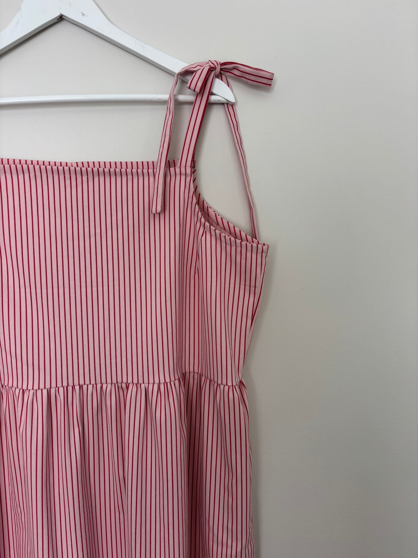 Jazzy Dress - XL
