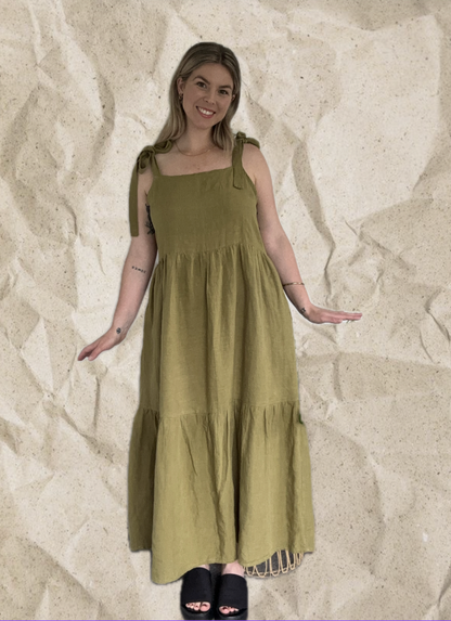 Bella Maxi Dress - M